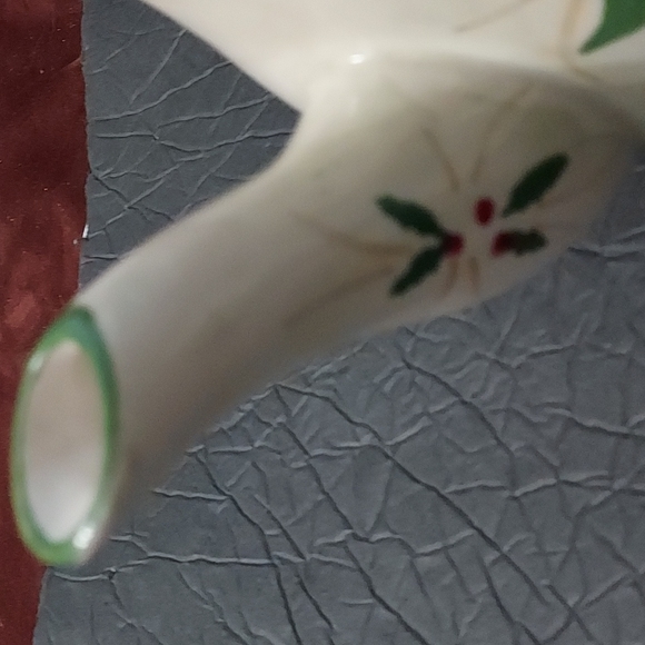 Temptations by Tara Teapot Old World Red/Green Holly Design EUC - Picture 5 of 10